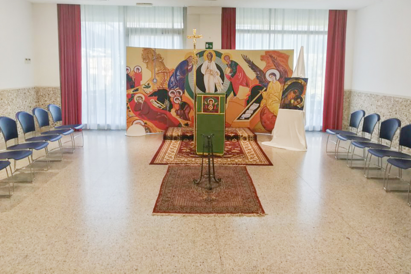 sala-chiesa-3