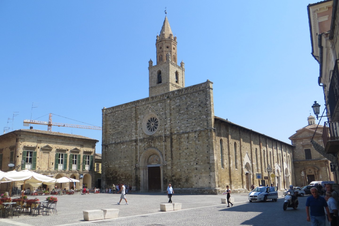 duomo atri